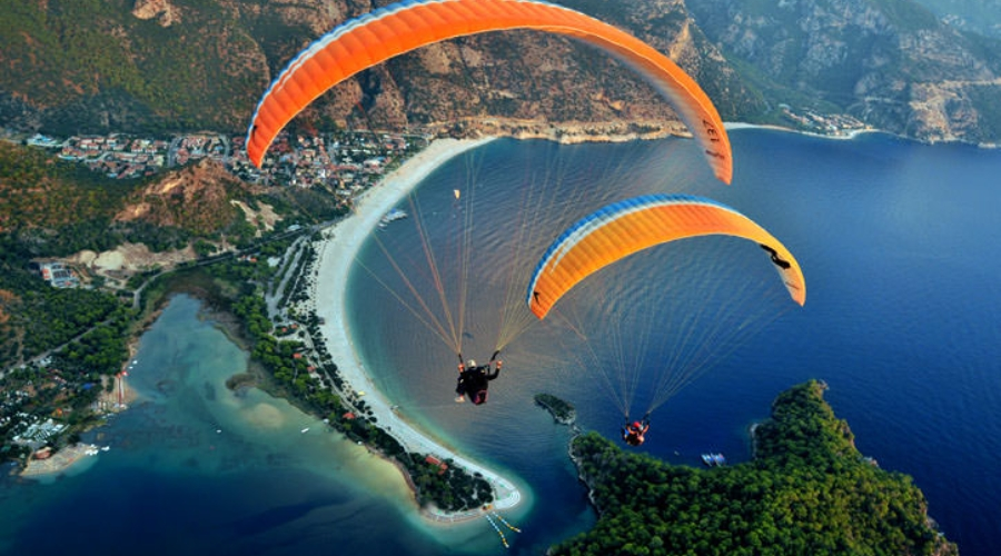 Spectacular Paragliding Spots