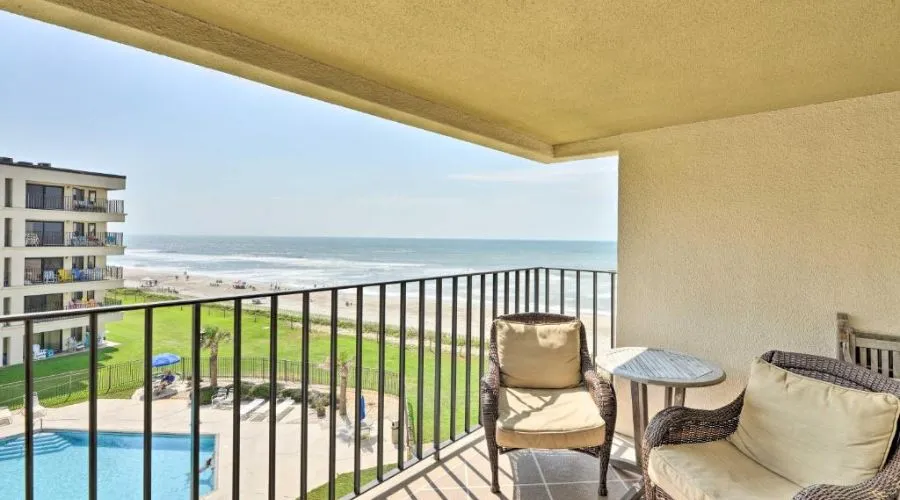 Beach Ocean View Condo w Pool