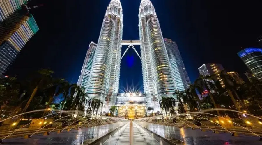 Explore the Bustling City of Kuala Lumpur