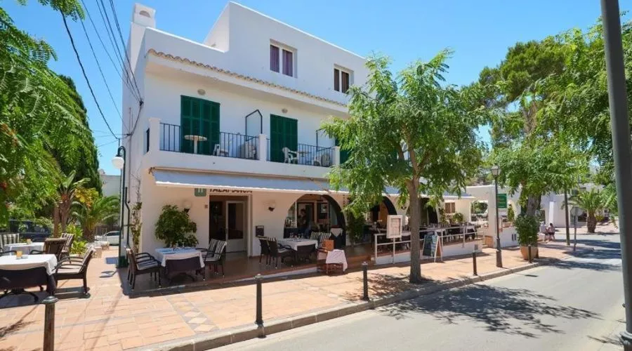 HOSTAL TALAMANCA HAB. DB BALCON