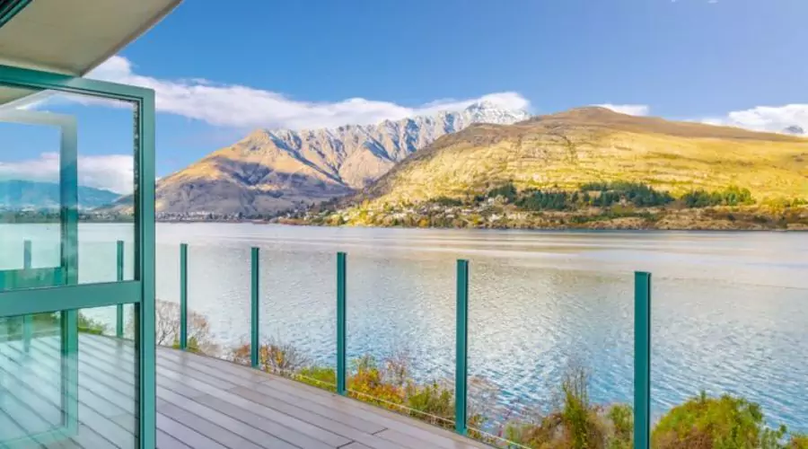 Queenstown holiday homes