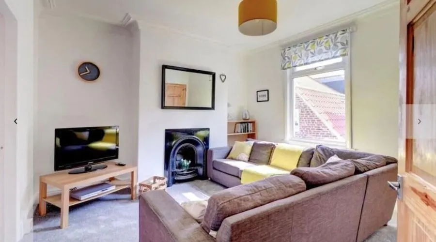 Rainbow Cottage - A home from home in the heart of Whitby