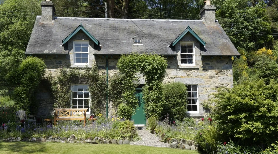Traditional Granite Cottage