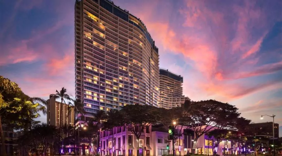 The Ritz-Carlton Residences, Waikiki Beach Hotel