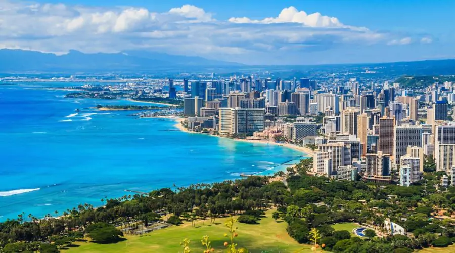 What are the best areas to stay in Hawaii?